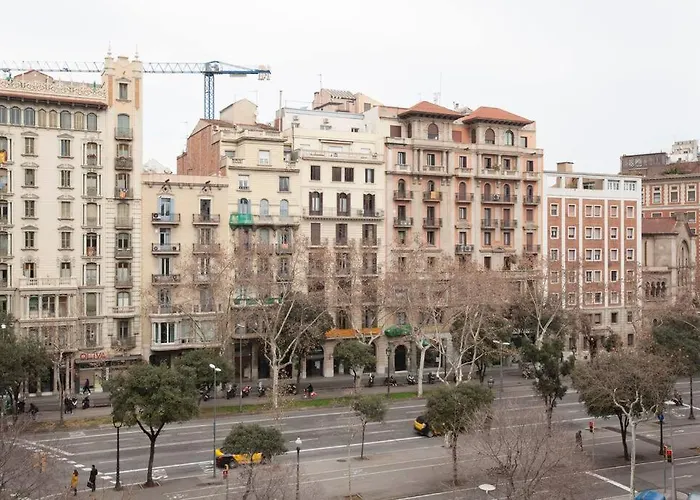 Diagonal/Paseo De Gracia 4 Pax